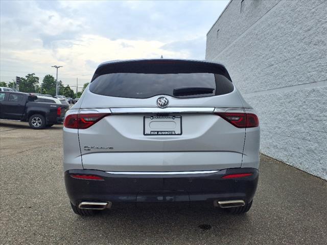 Photo of 2022 Quicksilver Metallic Buick Enclave