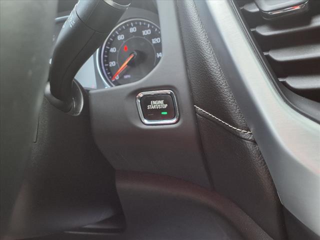 Photo of 2022 White GMC Acadia