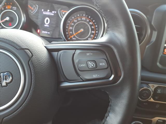 Photo of 2022 Black Clearcoat Jeep Wrangler