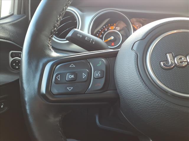 Photo of 2022 Black Clearcoat Jeep Wrangler