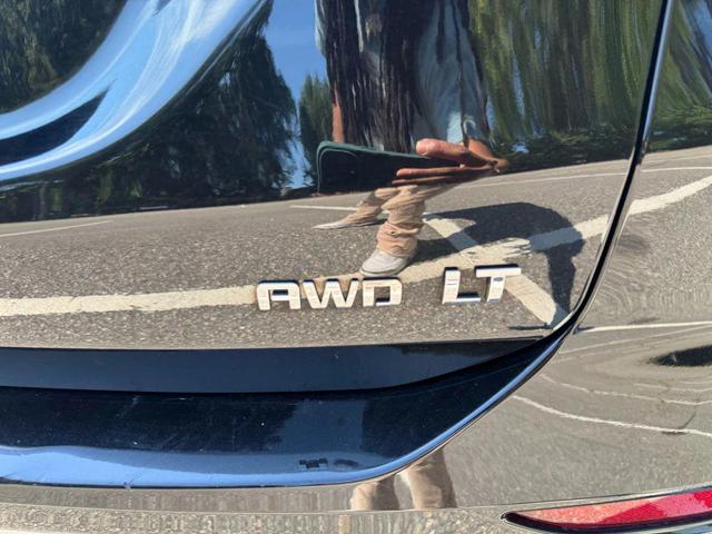 Photo of 2018 Mosaic Black Metallic Chevrolet Equinox