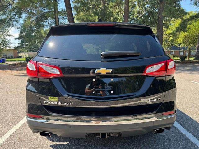 Photo of 2018 Mosaic Black Metallic Chevrolet Equinox