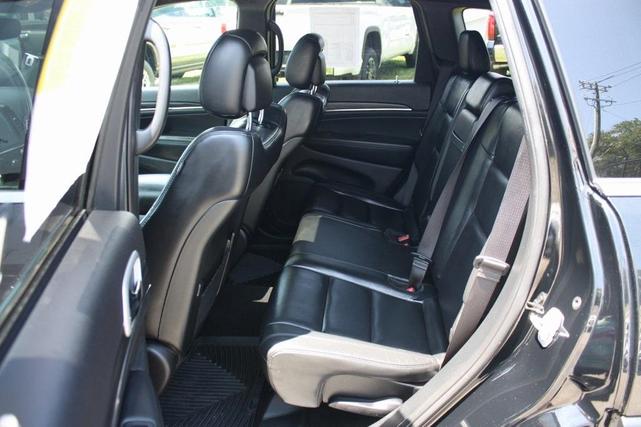 Photo of 2020 Diamond Black Jeep Grand Cherokee