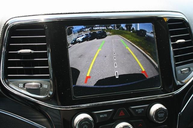 Photo of 2020 Diamond Black Jeep Grand Cherokee