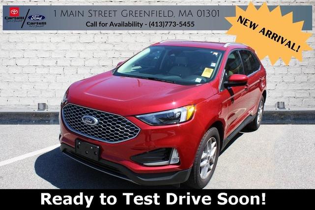 Photo of 2024 Rapid Red Metallic Tinted Clearcoat Ford Edge