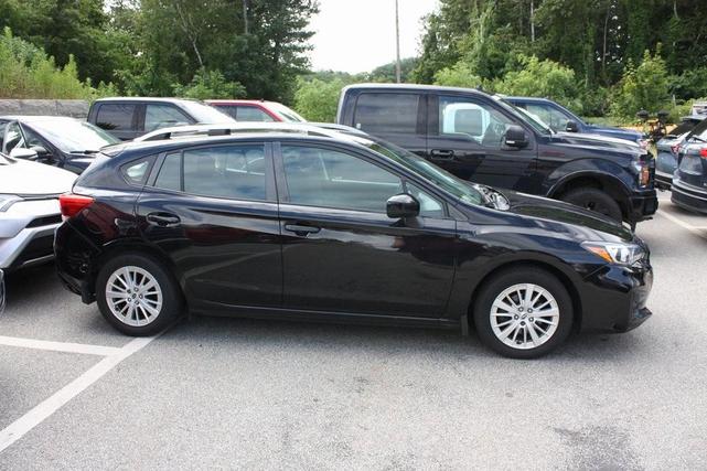 Photo of 2017 Crystal Black Silica Subaru Impreza
