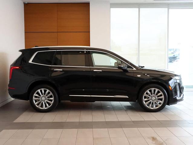 Photo of 2024 Stellar Black Metallic Cadillac XT6