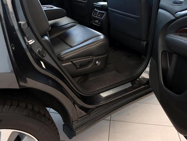 Photo of 2014 Graphite Luster Metallic Acura MDX