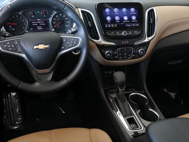 Photo of 2022 Summit White Chevrolet Equinox