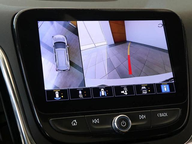 Photo of 2022 Summit White Chevrolet Equinox