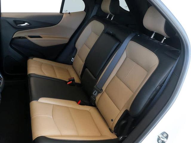 Photo of 2022 Summit White Chevrolet Equinox