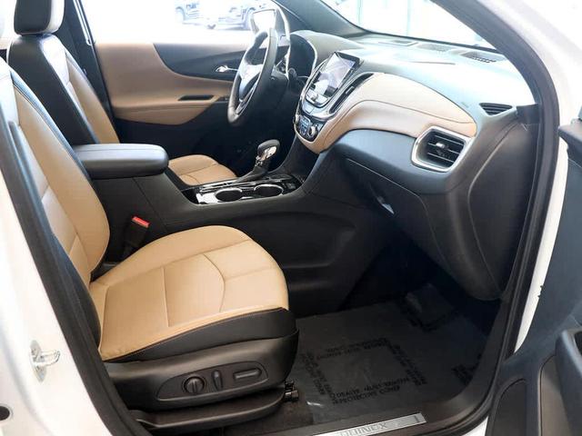 Photo of 2022 Summit White Chevrolet Equinox