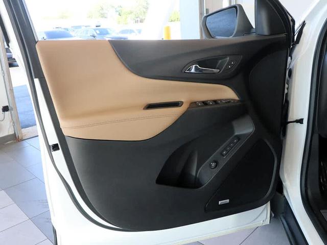Photo of 2022 Summit White Chevrolet Equinox