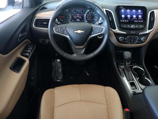 Photo of 2022 Summit White Chevrolet Equinox