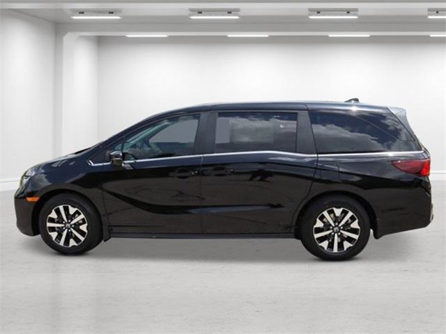 Photo of 2026 Crystal Black Pearl Honda Odyssey