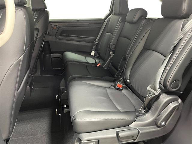 Photo of 2026 Crystal Black Pearl Honda Odyssey