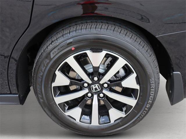 Photo of 2026 Crystal Black Pearl Honda Odyssey