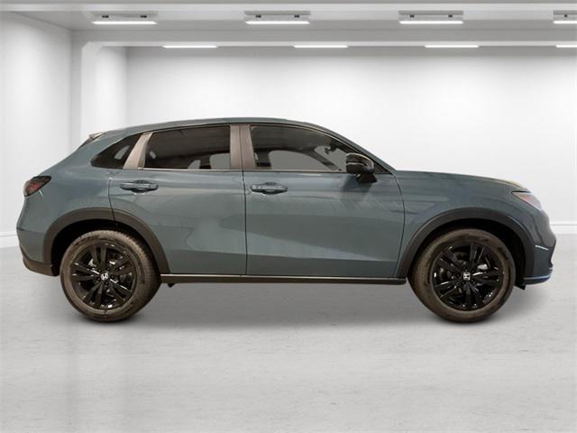 Photo of 2026 Nordic Forest Pearl Honda HR-V