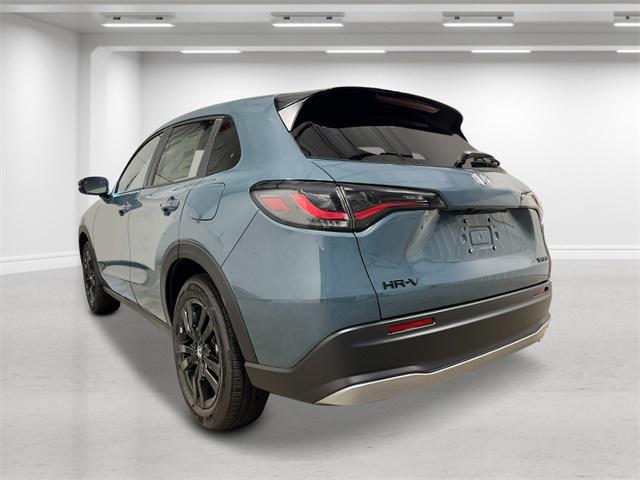 Photo of 2026 Nordic Forest Pearl Honda HR-V
