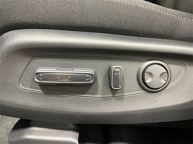 Photo of 2026 Urban Gray Pearl Honda CR-V