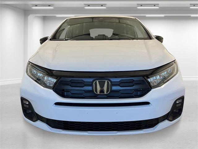 Photo of 2026 Platinum White Pearl Honda Odyssey