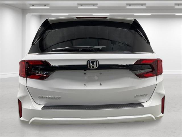 Photo of 2026 Platinum White Pearl Honda Odyssey
