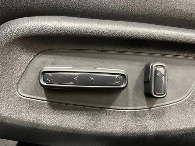 Photo of 2026 Crystal Black Pearl Honda HR-V