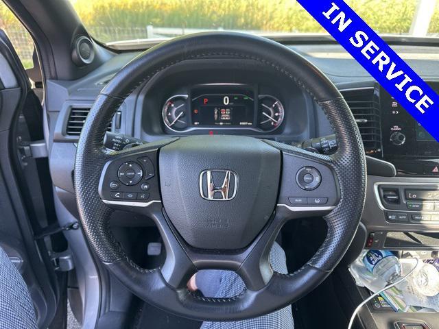 Photo of 2024 Lunar Silver Metallic Honda Passport