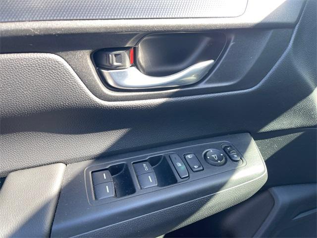 Photo of 2023 Urban Gray Pearl Honda CR-V