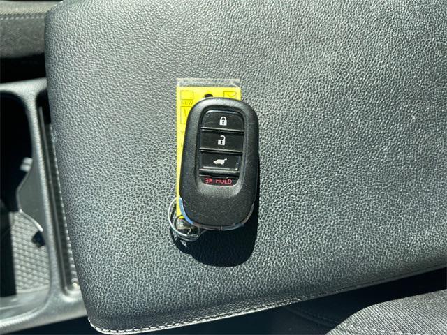 Photo of 2023 Urban Gray Pearl Honda CR-V