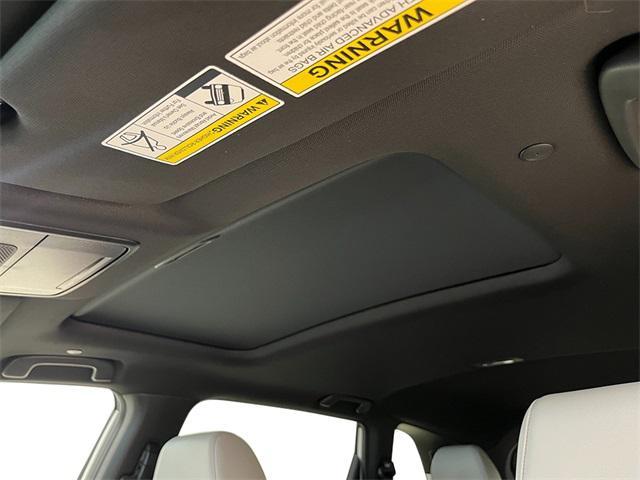 Photo of 2026 Platinum White Pearl Honda CR-V Hybrid