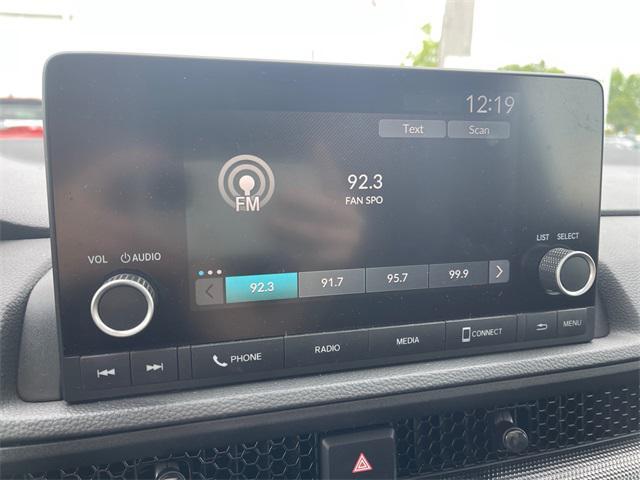Photo of 2024 Platinum White Pearl Honda CR-V