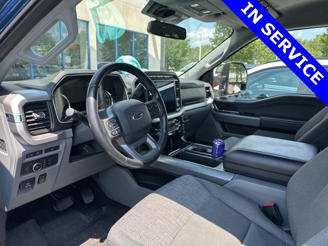 Photo of 2022 Atlas Blue Metallic Ford F-150