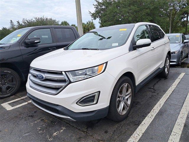Photo of 2018 White Platinum Ford Edge