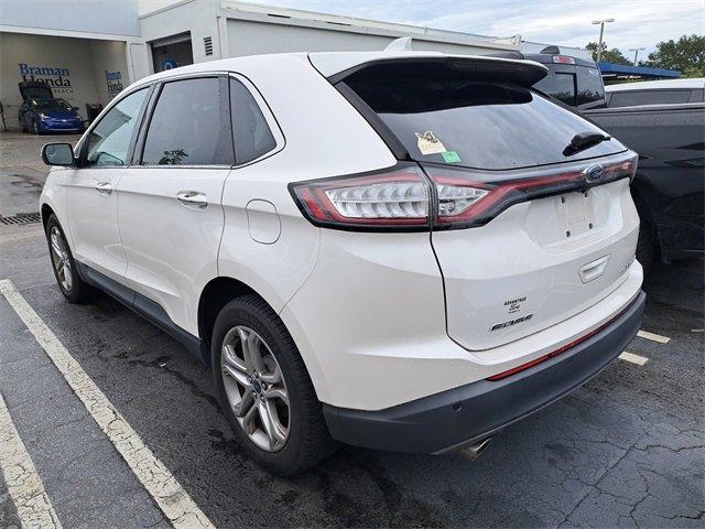 Photo of 2018 White Platinum Ford Edge