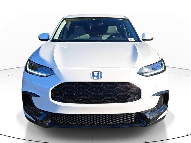 Photo of 2026 Platinum White Pearl Honda HR-V