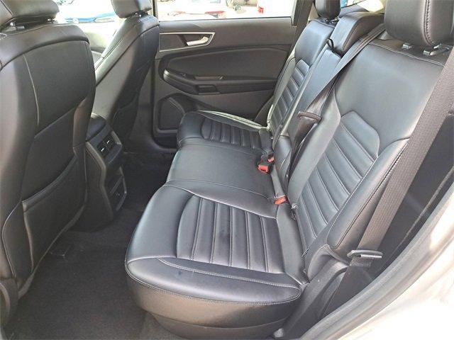 Photo of 2024 Silver Metallic Ford Edge