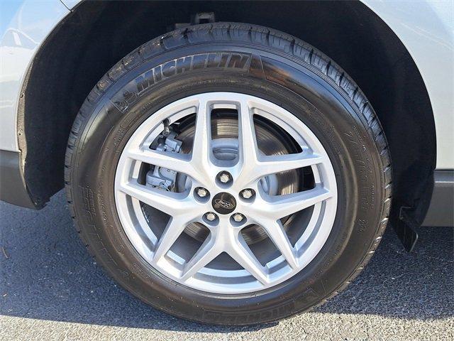 Photo of 2024 Silver Metallic Ford Edge