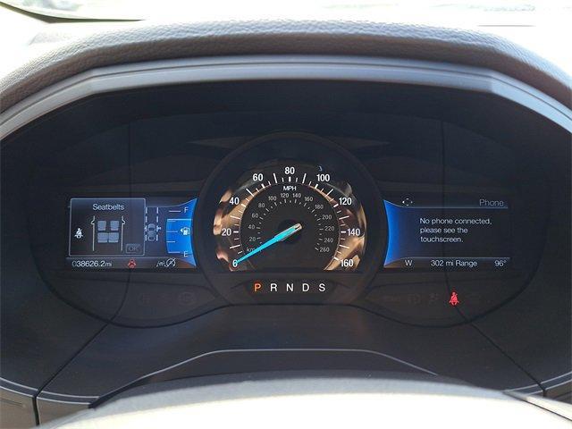 Photo of 2024 Silver Metallic Ford Edge