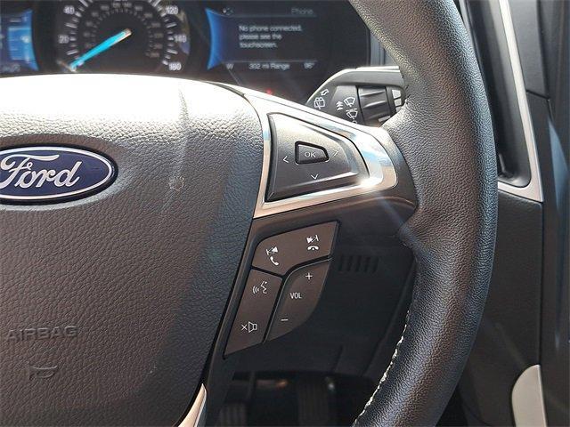 Photo of 2024 Silver Metallic Ford Edge