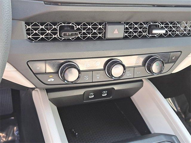 Photo of 2023 Platinum White Pearl Honda Accord