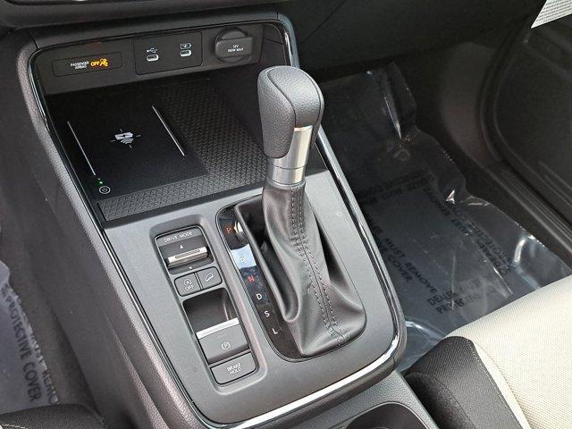 Photo of 2026 Platinum White Pearl Honda CR-V
