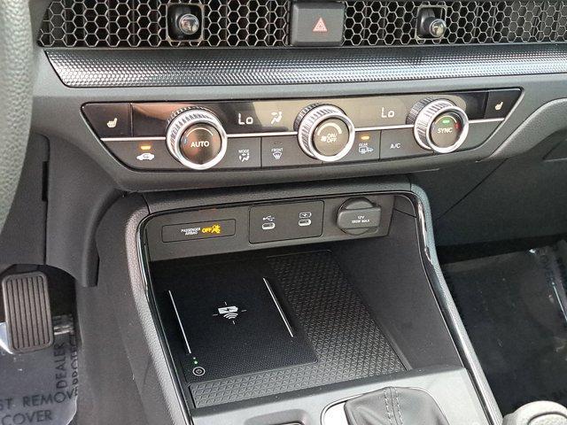 Photo of 2026 Platinum White Pearl Honda CR-V