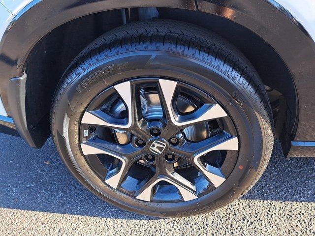 Photo of 2026 Platinum White Pearl Honda HR-V