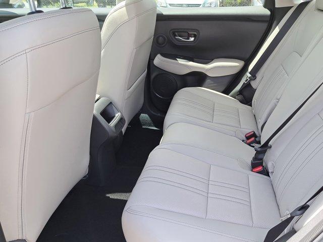 Photo of 2026 Platinum White Pearl Honda HR-V