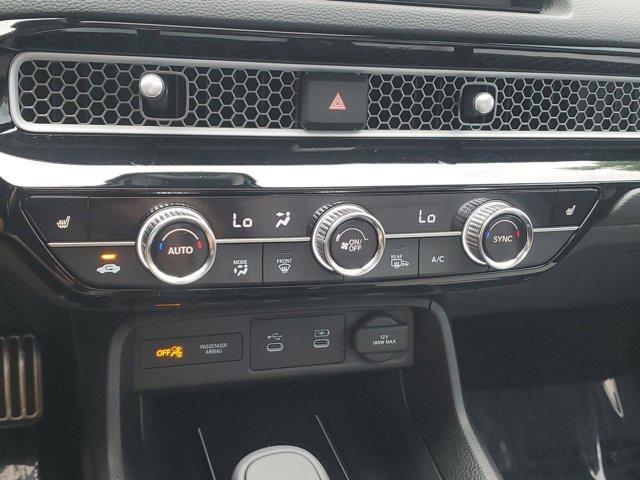 Photo of 2025 Platinum White Pearl Honda Civic Hybrid