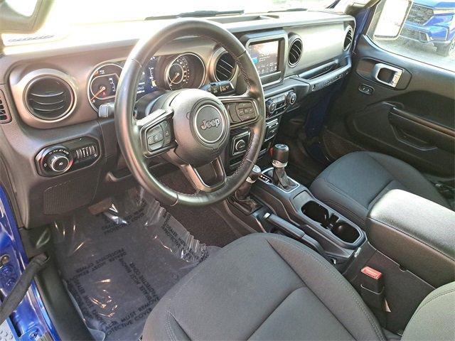 Photo of 2020 Ocean Blue Metallic Jeep Wrangler