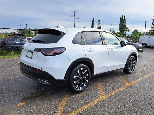 Photo of 2026 Platinum White Pearl Honda HR-V
