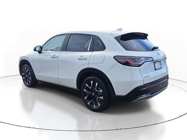 Photo of 2026 Platinum White Pearl Honda HR-V