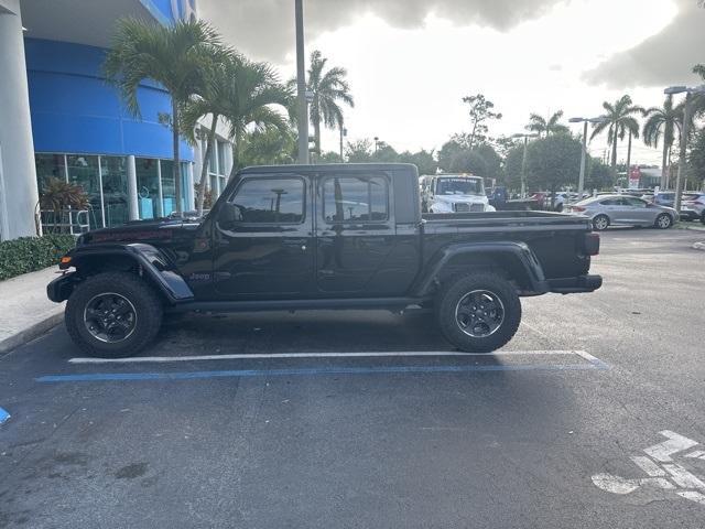 Photo of 2022 Black Clearcoat Jeep Gladiator